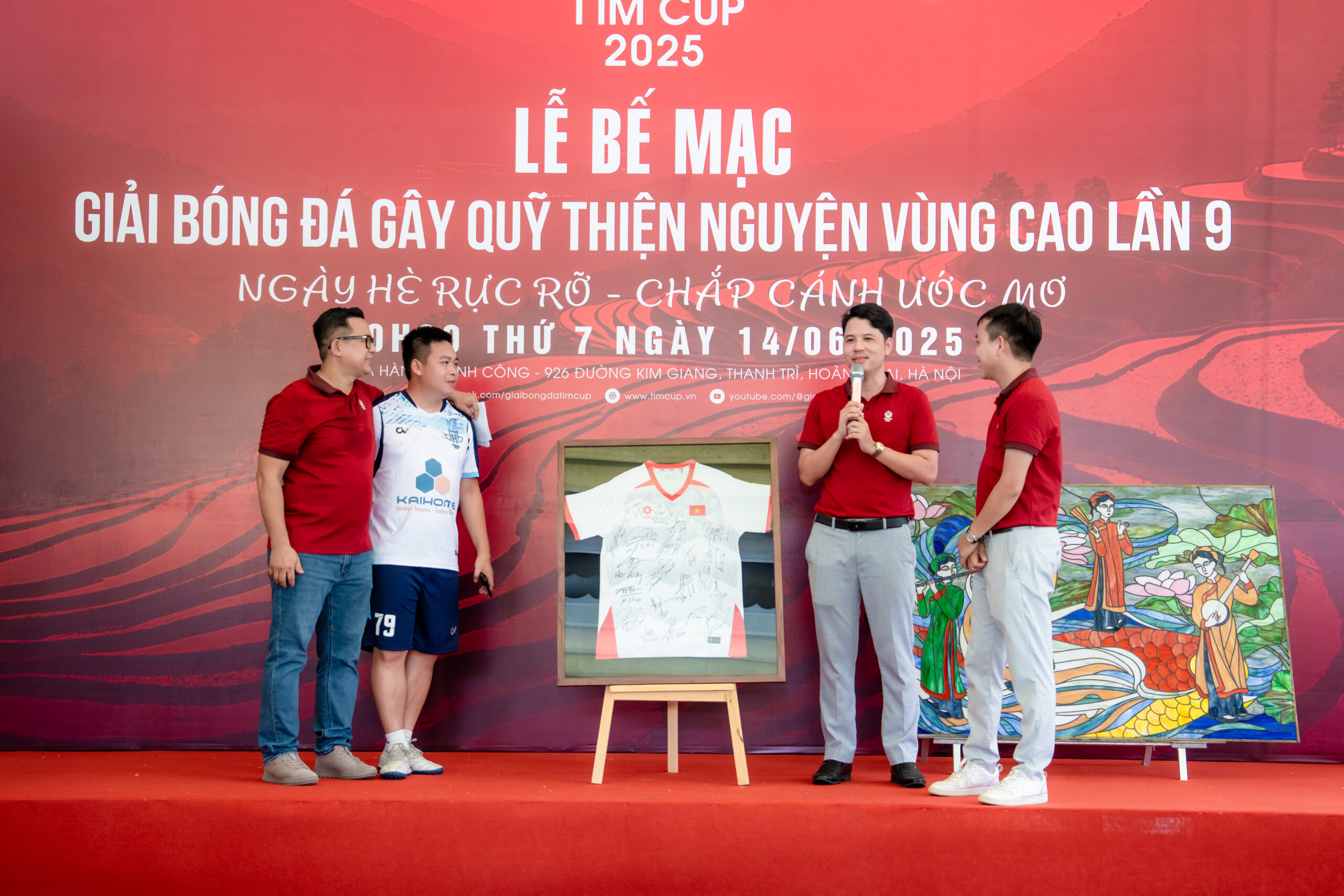 dai-dien-csc-linh-duong-tham-gia-dau-gia