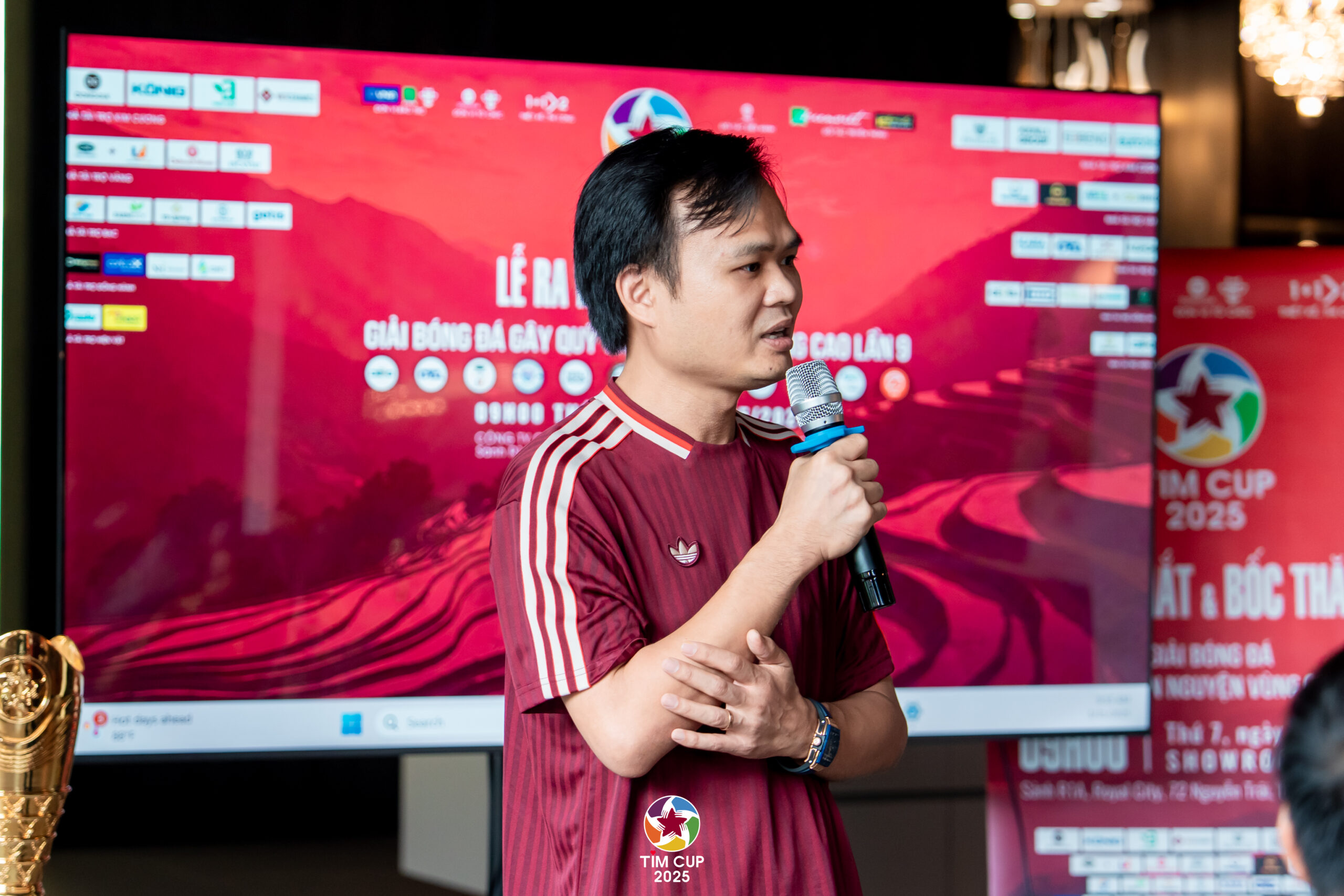 KTS Đồng Minh Hậu phát biểu tại Lễ ra mắt bốc thăm chia bảng TIM CUP 2025